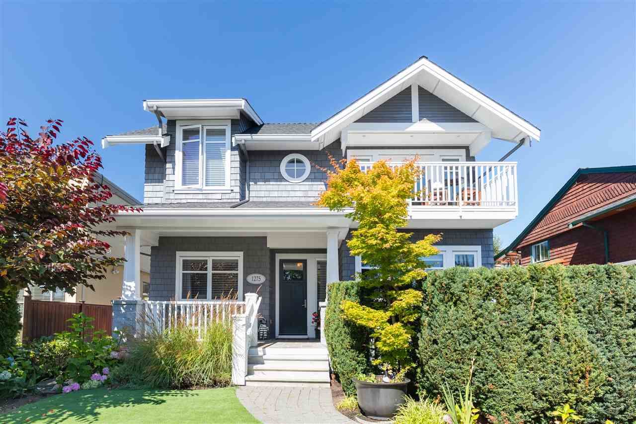 I have sold a property at 1275 ESQUIMALT AVE in West Vancouver
